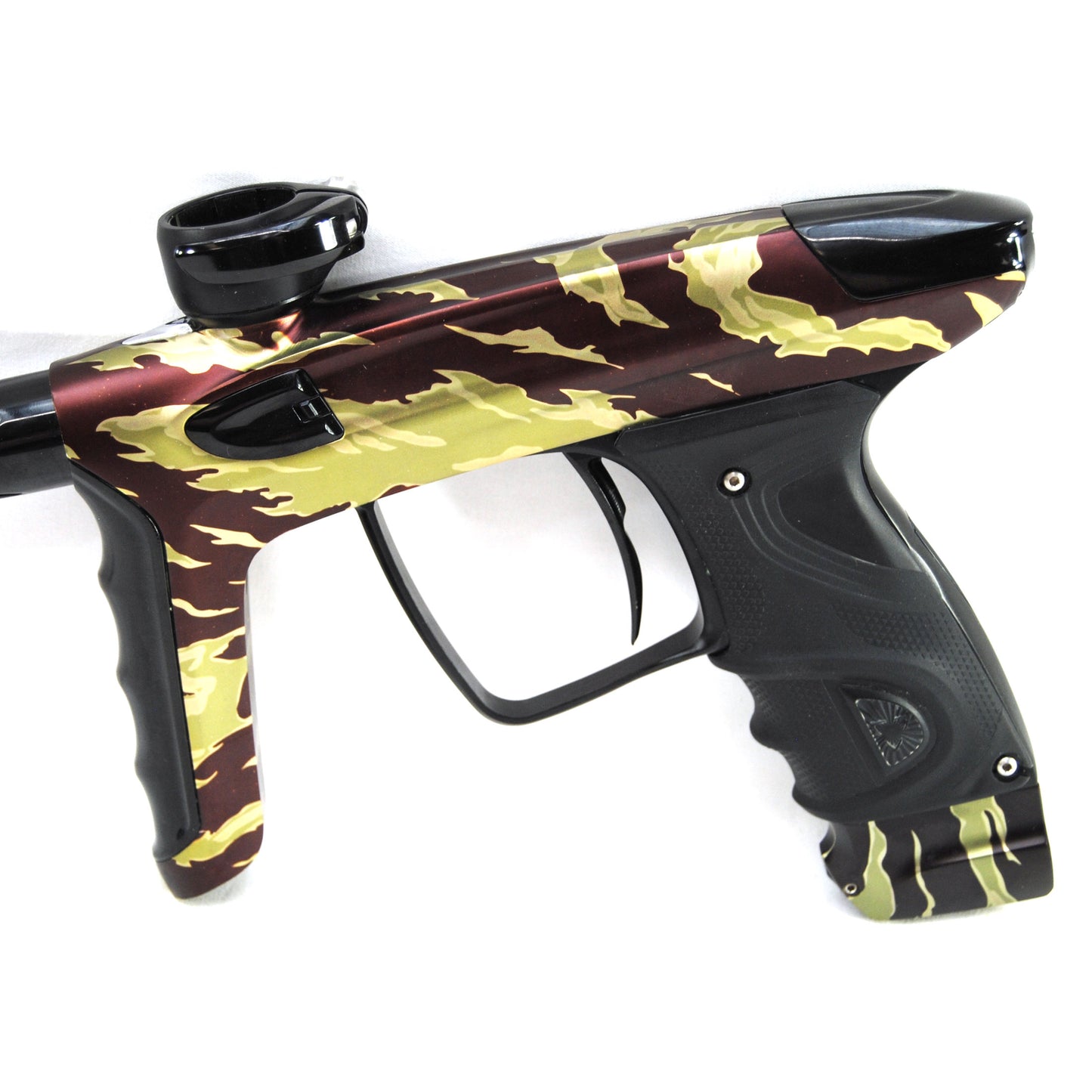 Used DLX Luxe TM40 w/ Mech Frame - Tiger Camo