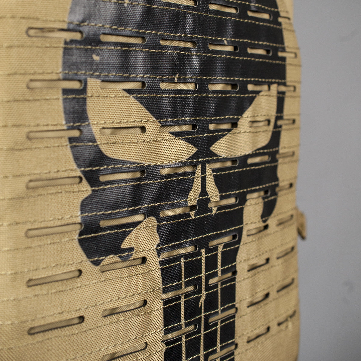 Valken Vest Alpha Carrier LC - Tan Skull - Valken